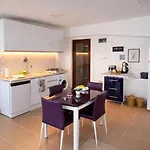 Beachfront 2-br In Pelitkoey, Access, Panoramic Terrace With Sea View *