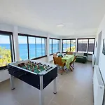 Semesterbostad Beachfront 2-br In Pelitkoey, Access, Panoramic Terrace With Sea View Ören