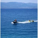Beachfront 2-br In Pelitkoey, Access, Panoramic Terrace With Sea View *
