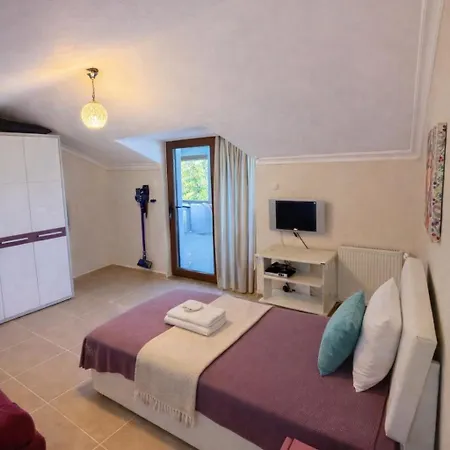 Beachfront 2-br In Pelitkoey, Access, Panoramic Terrace With Sea View Σπίτι διακοπών Ören