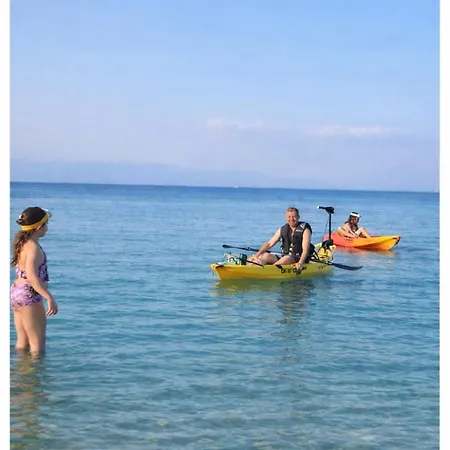 Beachfront 2-br In Pelitkoey, Access, Panoramic Terrace With Sea View Σπίτι διακοπών