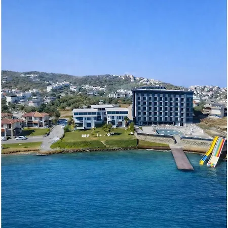 Beachfront 2-br In Pelitkoey, Access, Panoramic Terrace With Sea View Σπίτι διακοπών Ören