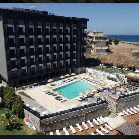 Beachfront 2-br In Pelitkoey, Access, Panoramic Terrace With Sea View Сasa de vacaciones Ören